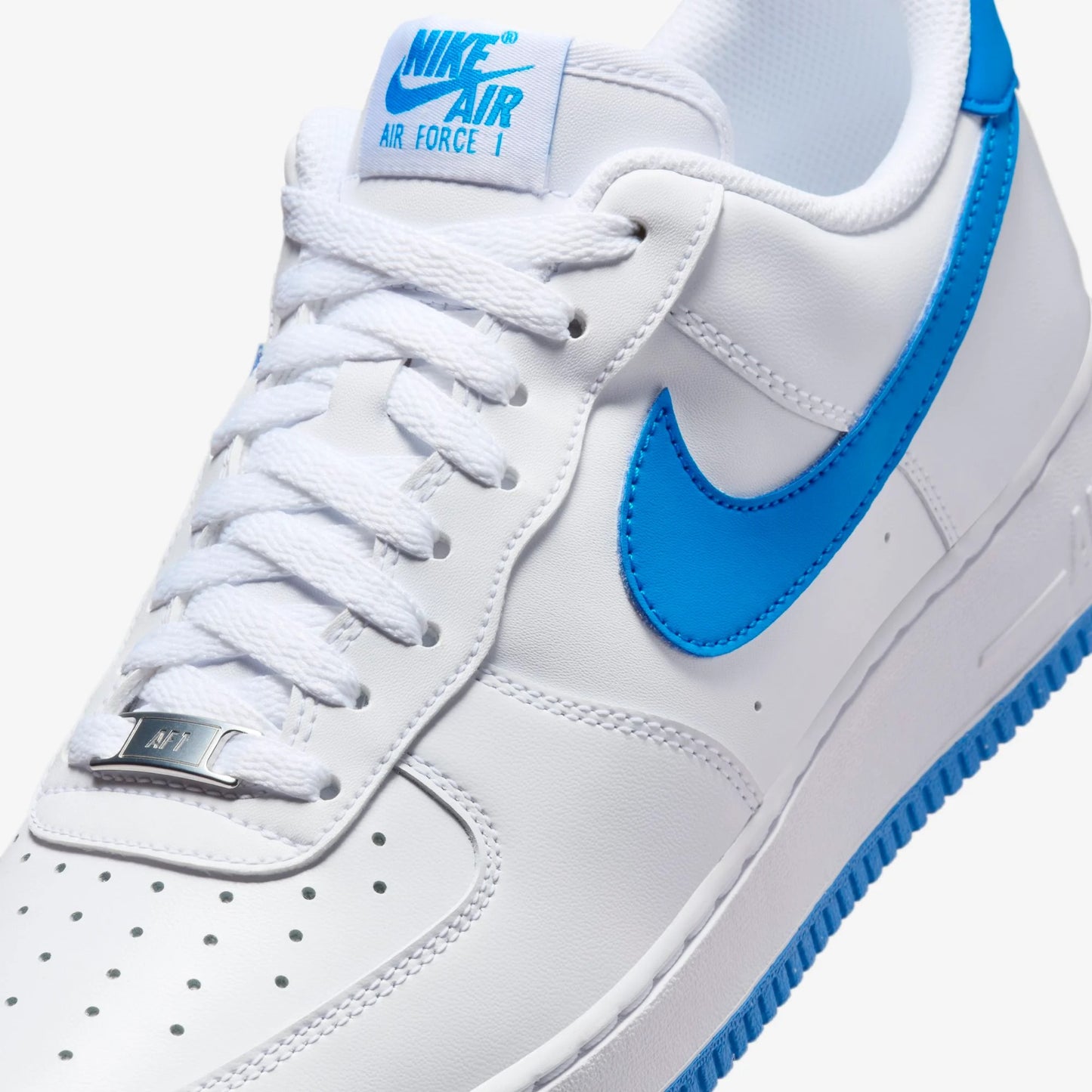 Nike Air Force 1 '07